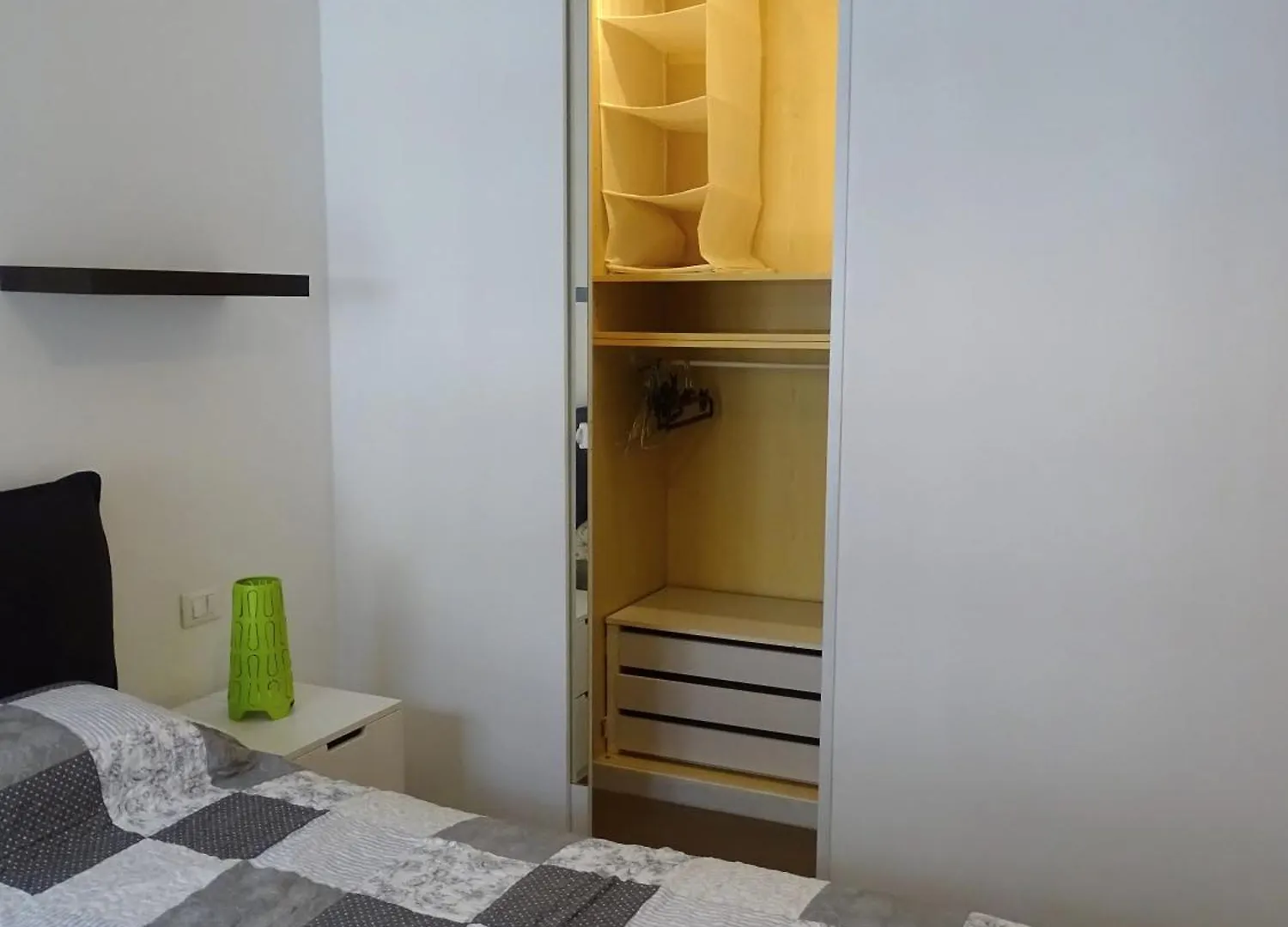 Design & Fashion District Apartment Милан